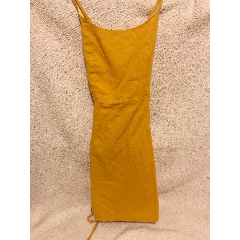 Cute Mustard mini dress